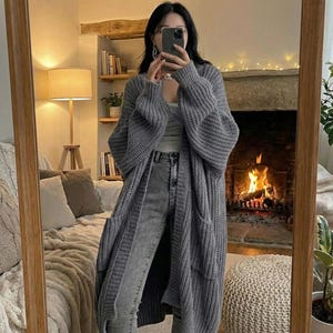 Handcrafted Oversized Knit Open-Front Cardigan – Cozy Knitted Sweater